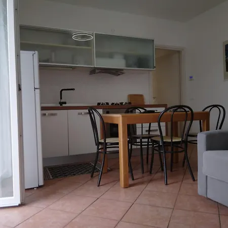 Max's House 아파트 *